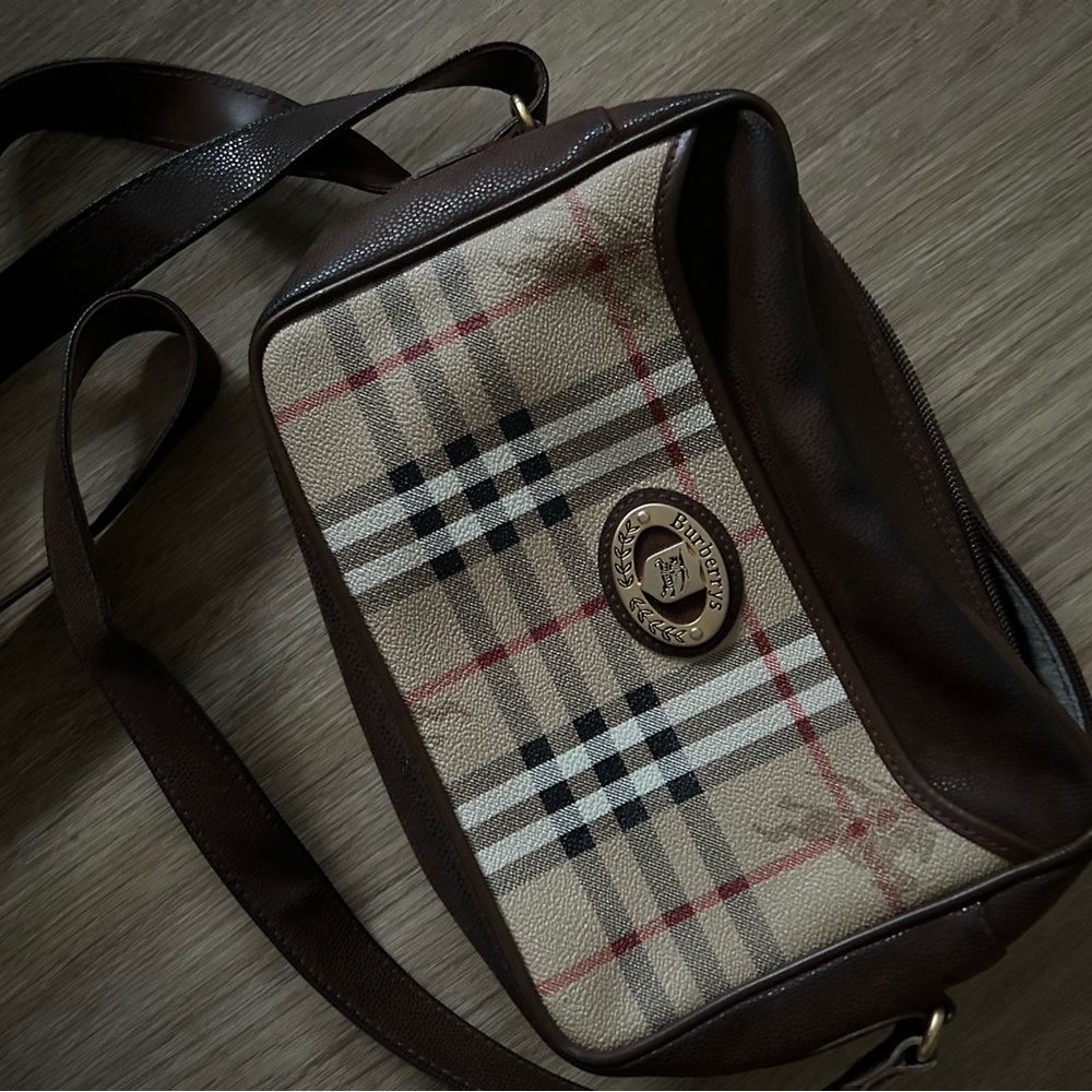 90s Vintage Authentic Burberry Shoulder Bag